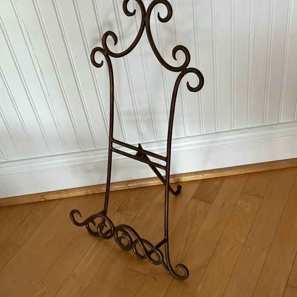 Large 22” Tall Easel Display Stand, Heavy Metal Scroll Work Design - Picture 8 of 10